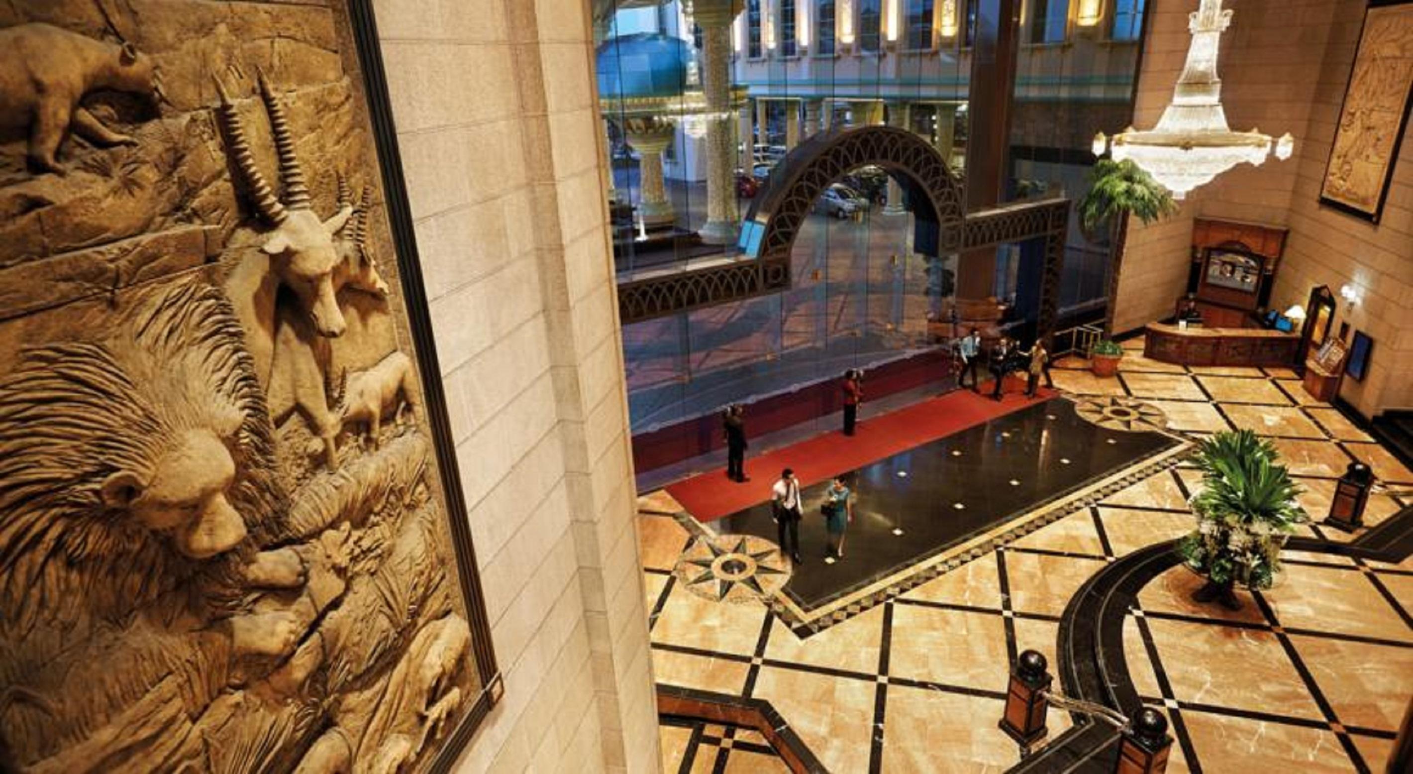 Sunway Resort Hotel Petaling Jaya Exterior photo The lobby of the Taj Mahal Palace
