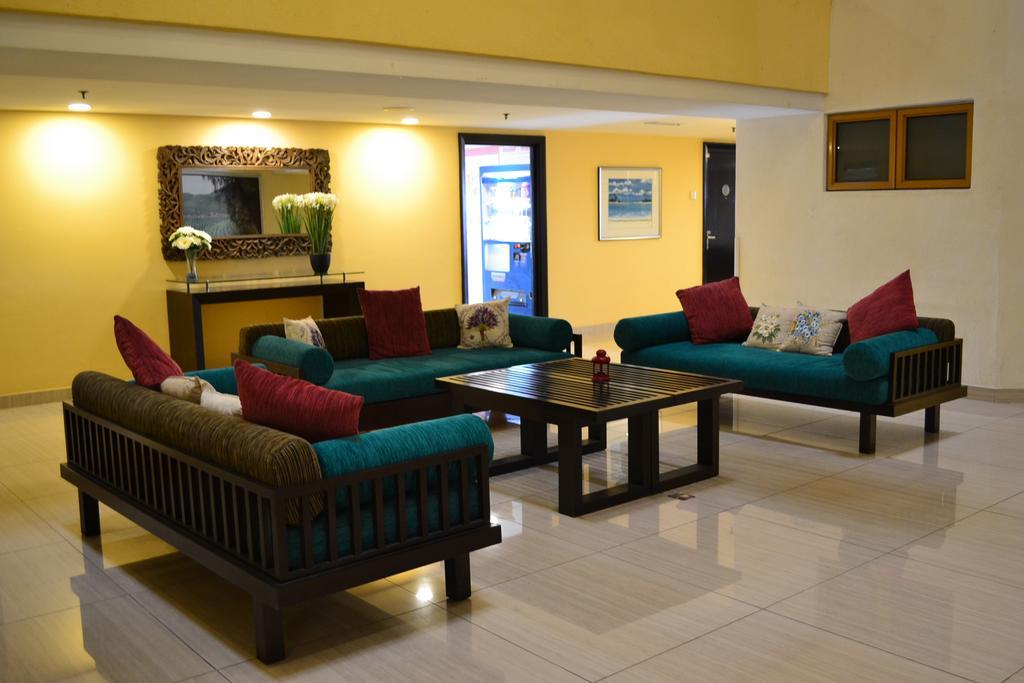 Sunway Resort Hotel Petaling Jaya Exterior photo The lobby of the hotel