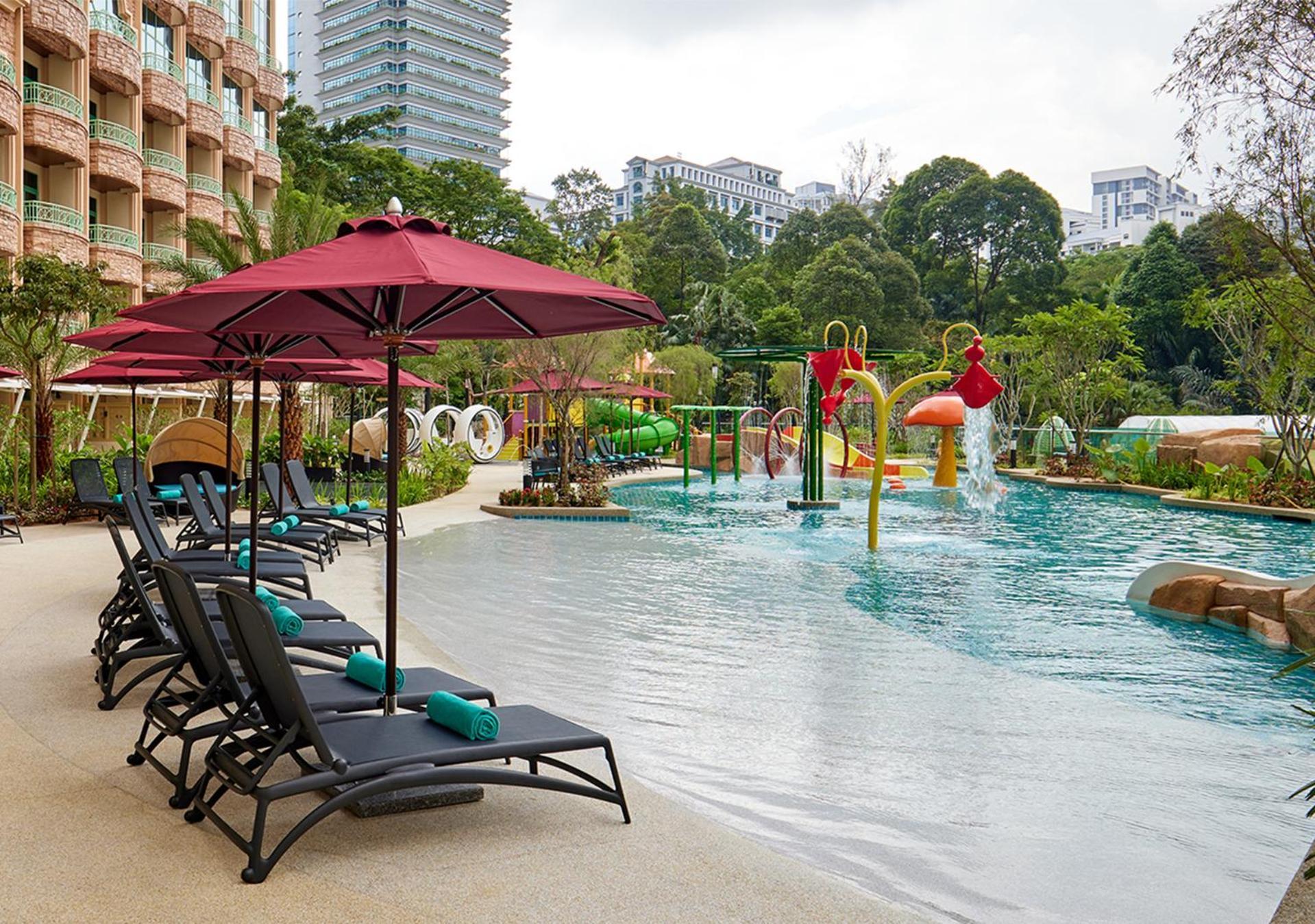 Sunway Resort Hotel Petaling Jaya Exterior photo The water playground at Shangri-La Hotel, Kuala Lumpur