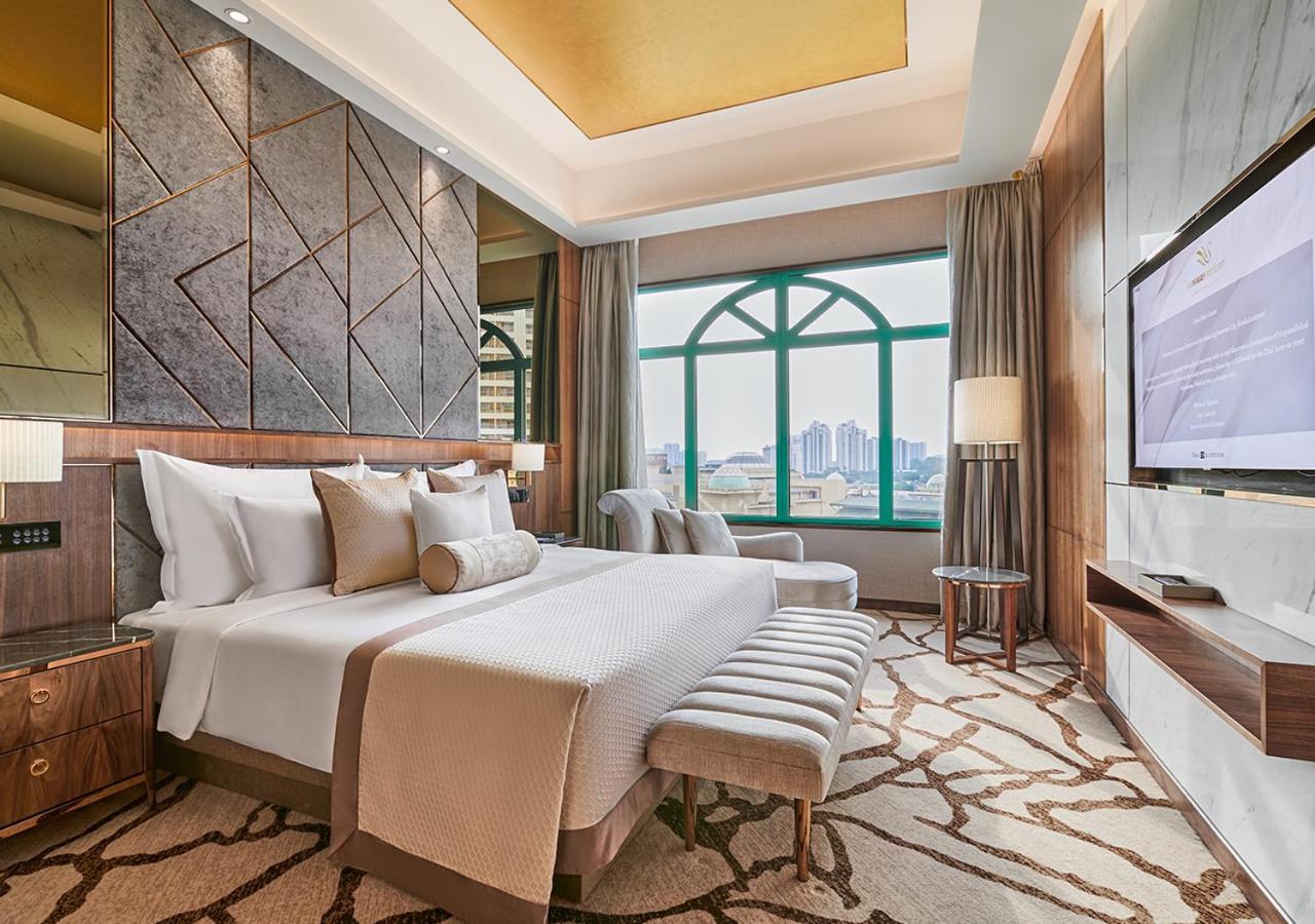 Sunway Resort Hotel Petaling Jaya Exterior photo Deluxe Suite